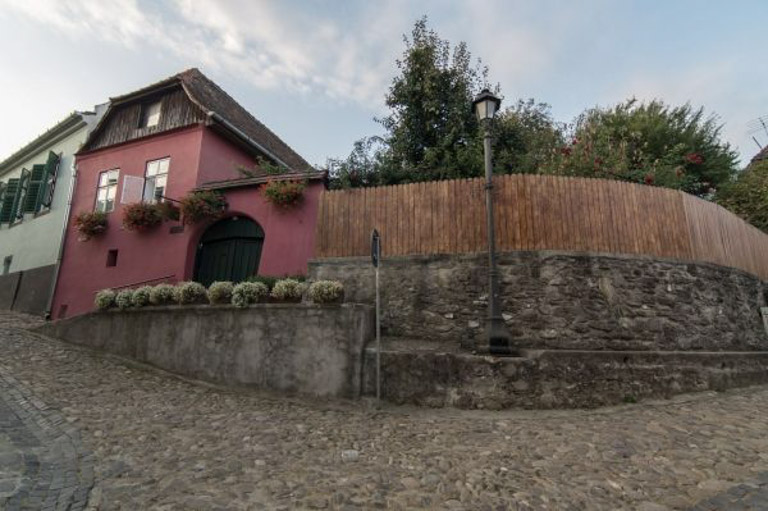 Sighișoara Pensiunea Cristina și Pavel (Leonhardt House) facade